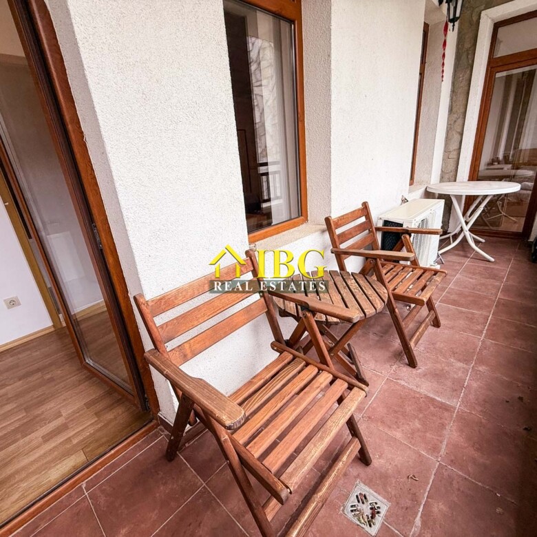 Apartment with 2 bedrooms, 2 Bathrooms & Pool View Terrace | Vineyards Resort, Aheloy