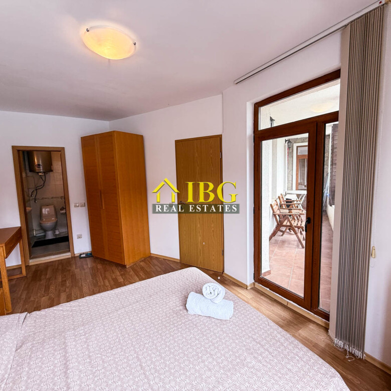 Apartment with 2 bedrooms, 2 Bathrooms & Pool View Terrace | Vineyards Resort, Aheloy