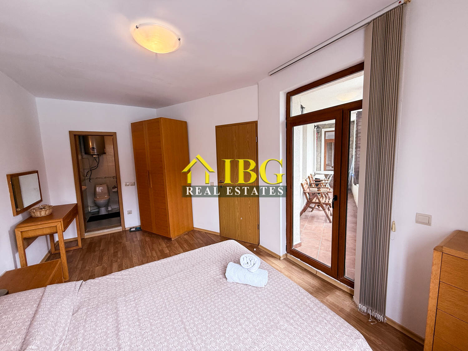 Apartment with 2 bedrooms, 2 Bathrooms & Pool View Terrace | Vineyards Resort, Aheloy