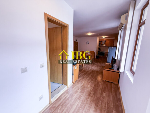 Apartment with 2 bedrooms, 2 Bathrooms & Pool View Terrace | Vineyards Resort, Aheloy