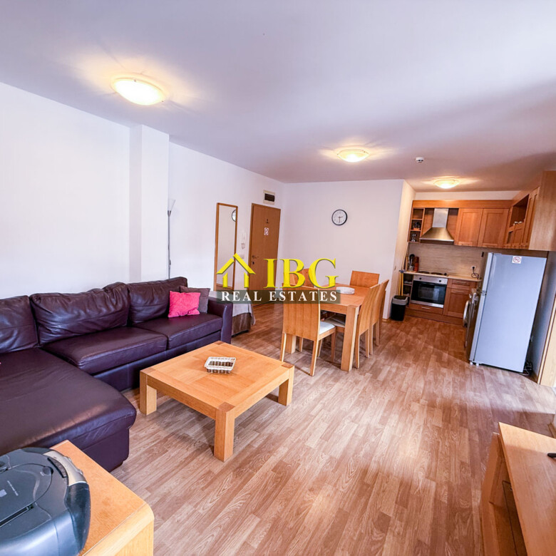 Apartment with 2 bedrooms, 2 Bathrooms & Pool View Terrace | Vineyards Resort, Aheloy