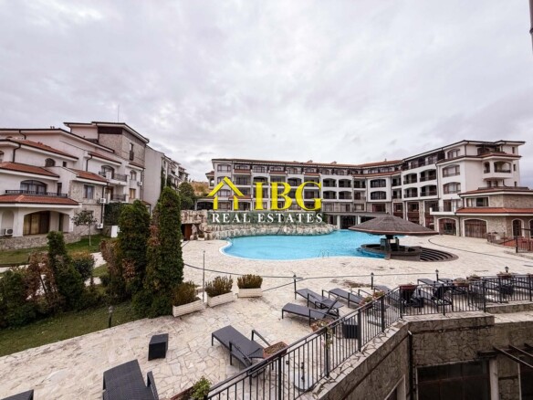 Apartment with 2 bedrooms, 2 Bathrooms & Pool View Terrace | Vineyards Resort, Aheloy