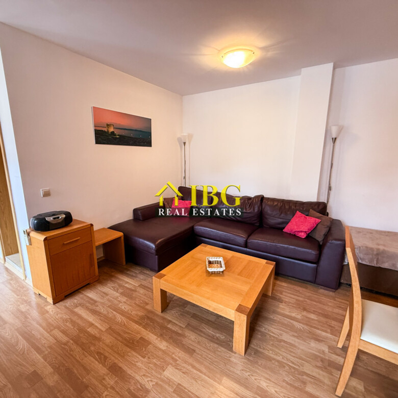 Apartment with 2 bedrooms, 2 Bathrooms & Pool View Terrace | Vineyards Resort, Aheloy