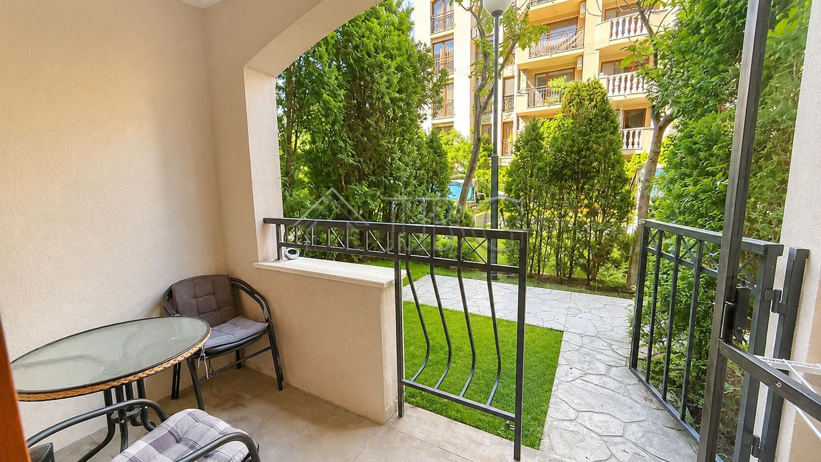 Furnished Studio with balcony and direct exit to the green yard and the pool | Cascadas Complex, Sunny Beach