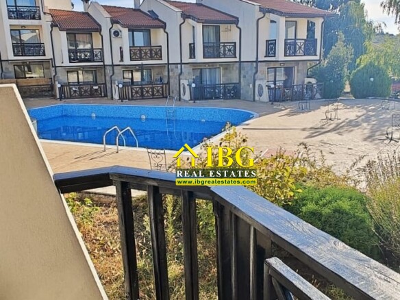 Renovated 2-Bedroom Townhouse with Sea & Pool Views | Imperial Heights, Kosharitsa