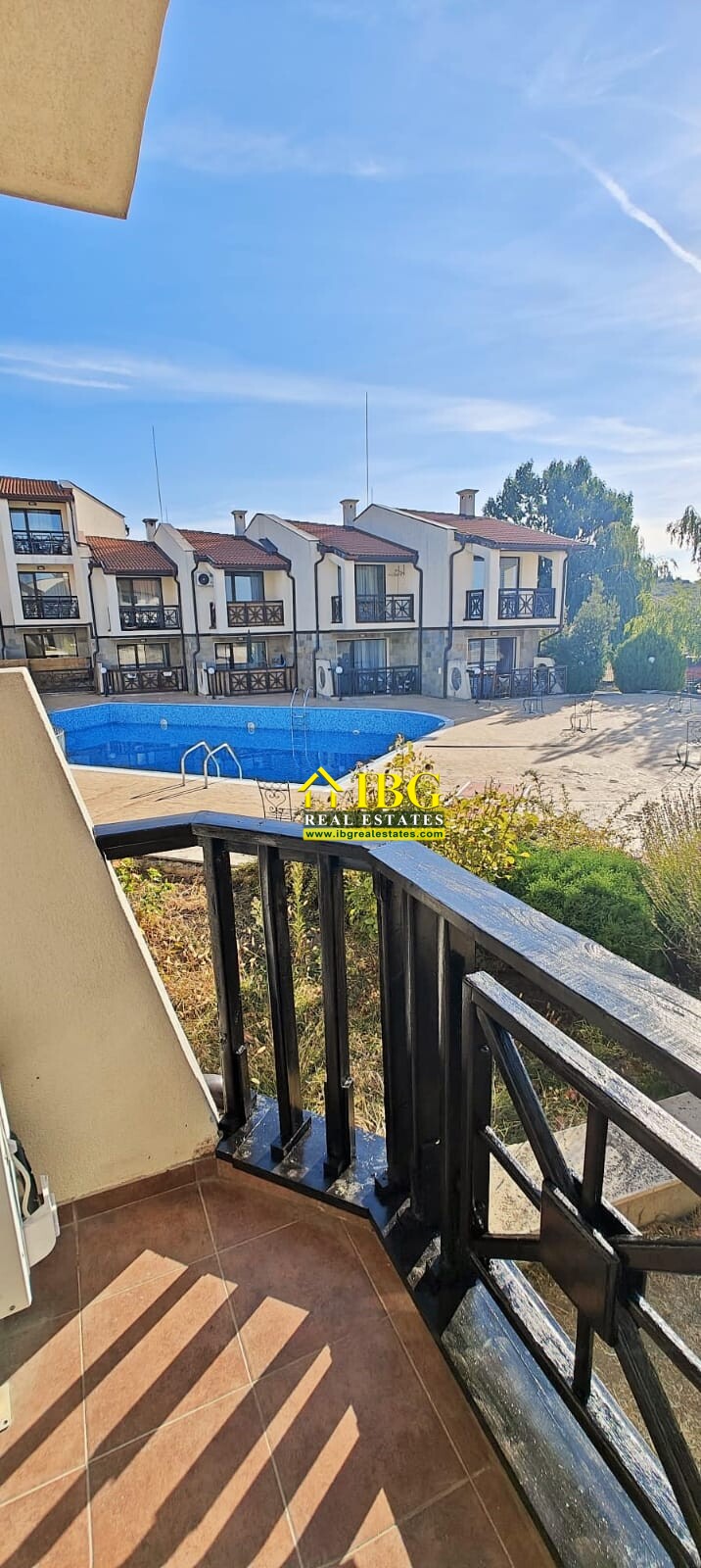 Renovated 2-Bedroom Townhouse with Sea & Pool Views | Imperial Heights, Kosharitsa