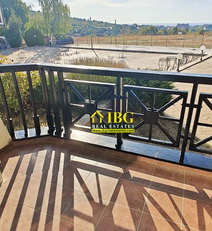 Renovated 2-Bedroom Townhouse with Sea & Pool Views | Imperial Heights, Kosharitsa