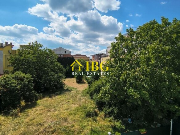 Studio with New Furniture & Pool View | Villa Flora, Ravda
