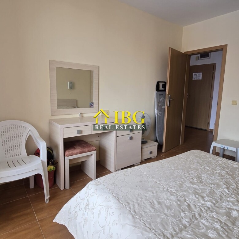 Well-Maintained 1-Bedroom Apartment with Pool View | Panorama Dreams, Sveti Vlas