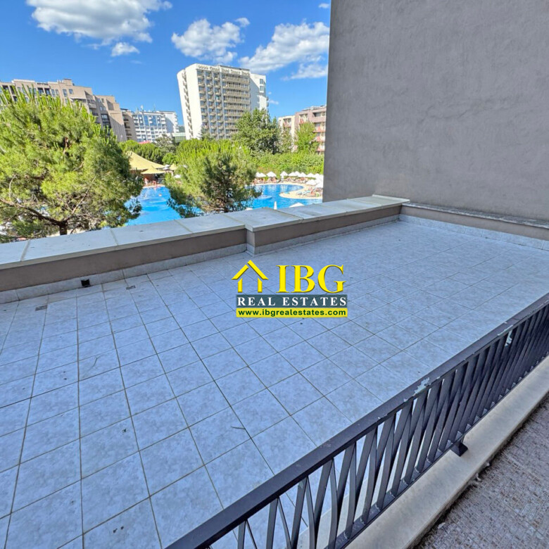 Spacious Furnished 1-Bedroom Apartment with Pool View | Barceló Royal Beach, Sunny Beach