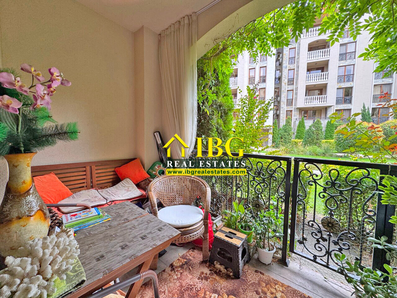Furnished 1-Bedroom Apartment with Garden View | Cascadas 11, Sunny Beach