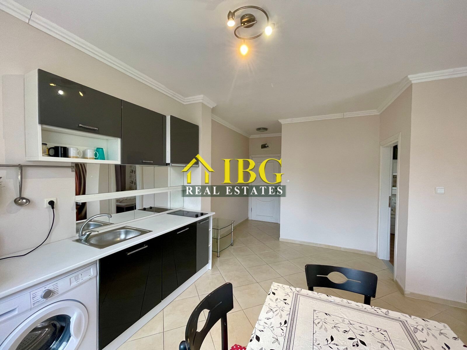 Mieszkanie 2 pokoi 59 m² Nesebyr, Bułgaria