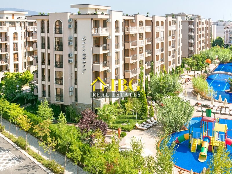 Mieszkanie 2 pokoi 63 m² Nesebyr, Bułgaria