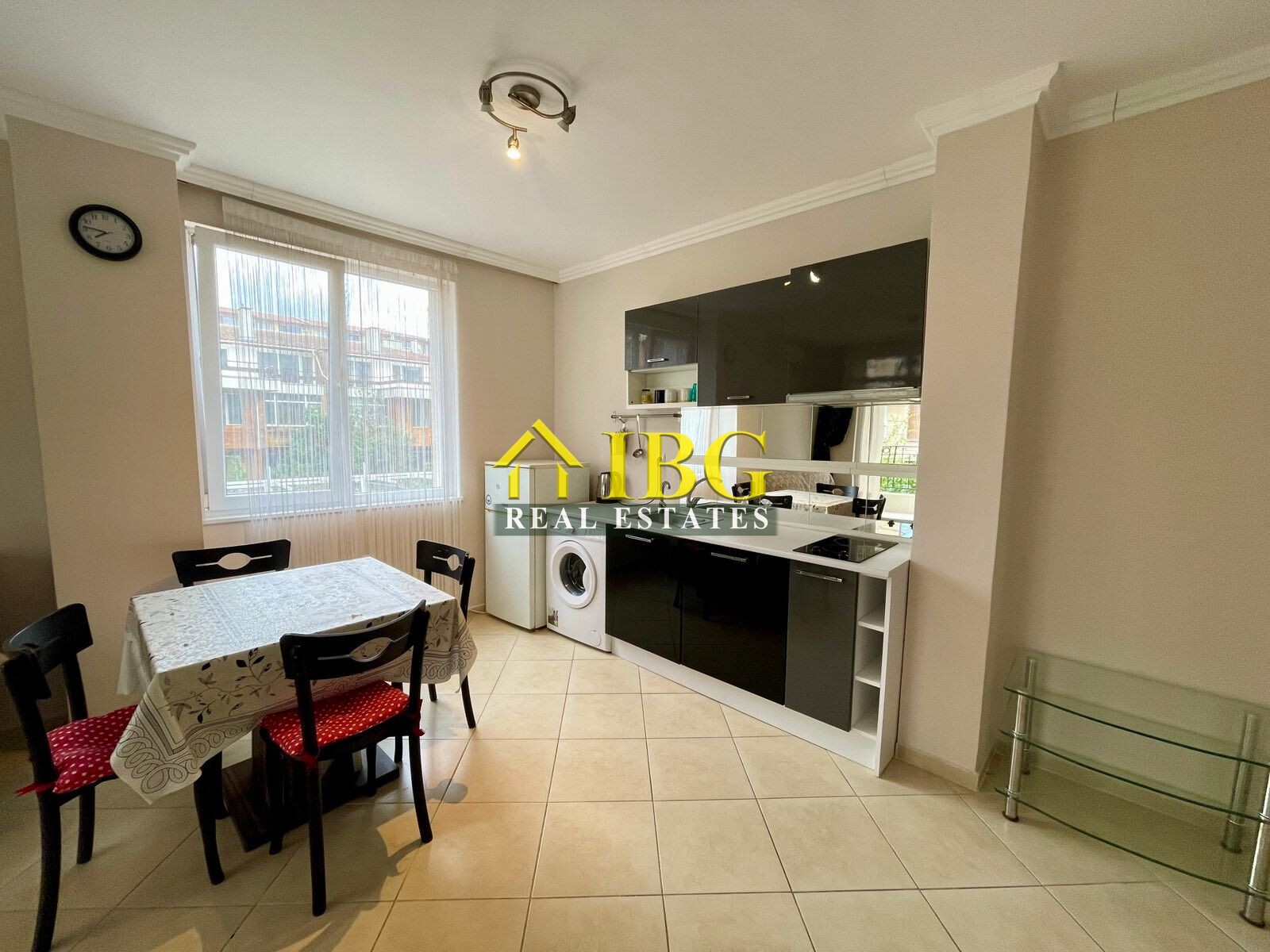 Mieszkanie 2 pokoi 59 m² Nesebyr, Bułgaria