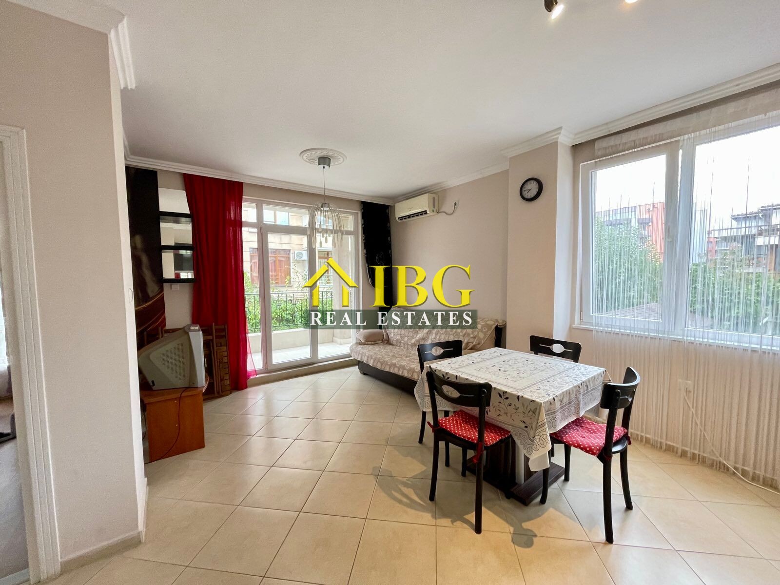 Mieszkanie 2 pokoi 59 m² Nesebyr, Bułgaria