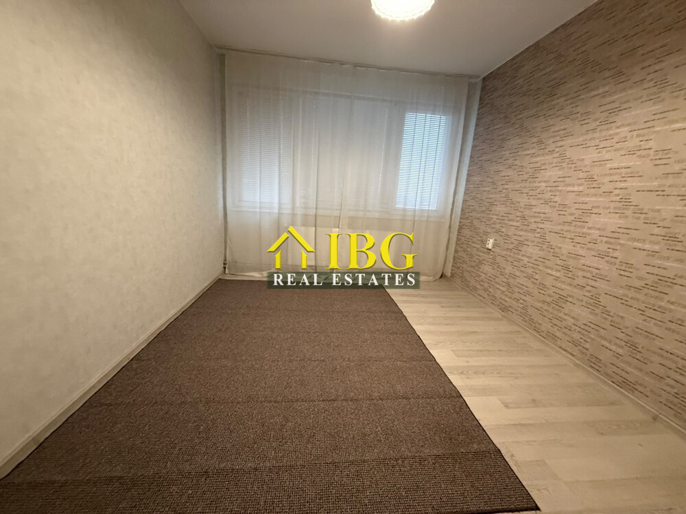 Spacious Unfurnished 2-Bedroom Apartment for Rent | Wide Centre, Ruse