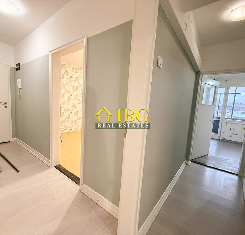 Spacious Unfurnished 2-Bedroom Apartment for Rent | Wide Centre, Ruse