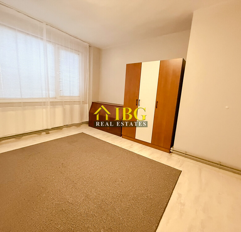 Spacious Unfurnished 2-Bedroom Apartment for Rent | Wide Centre, Ruse