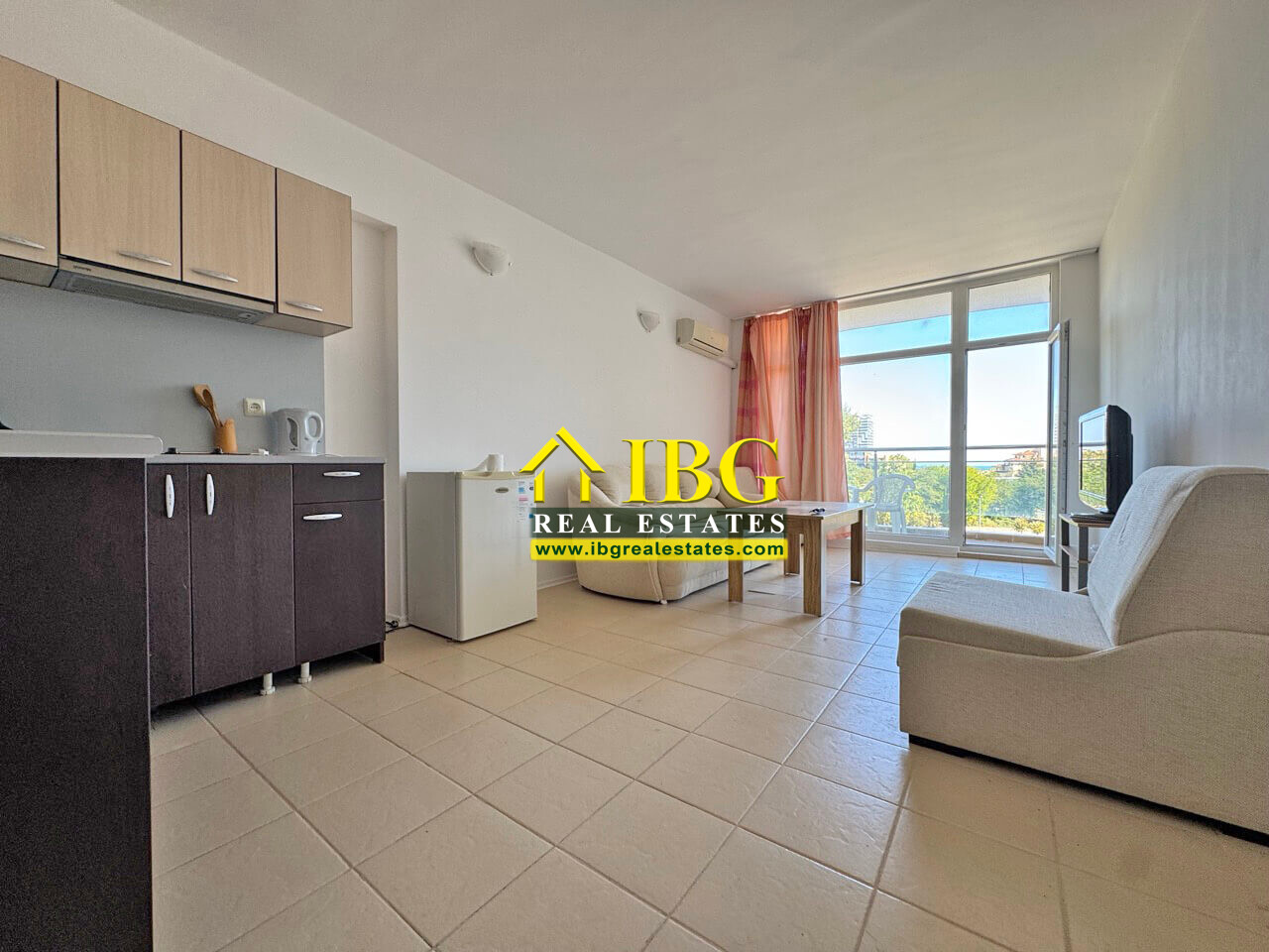 1-Bedroom Apartment with Sea View & 2 Toilets | Global Vill, Sunny Beach