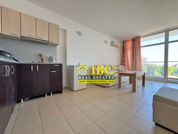 1-Bedroom Apartment with Sea View & 2 Toilets | Global Vill, Sunny Beach