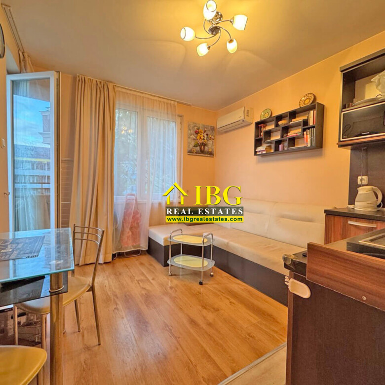 Furnished 1-Bedroom Apartment with City View | Messembria Palace, Sunny Beach