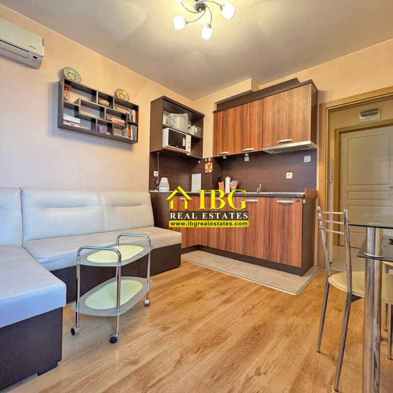 Furnished 1-Bedroom Apartment with City View | Messembria Palace, Sunny Beach