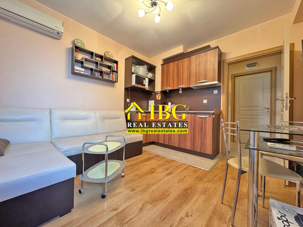 Furnished 1-Bedroom Apartment with City View | Messembria Palace, Sunny Beach