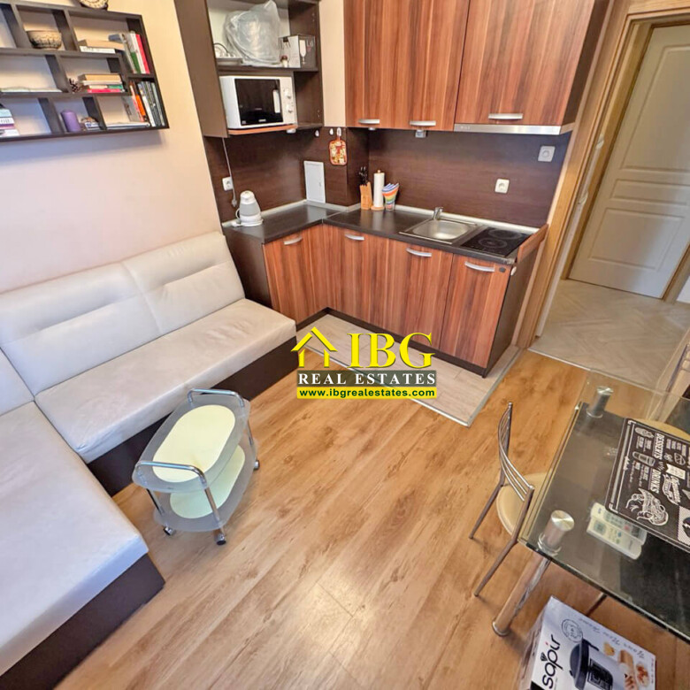 Furnished 1-Bedroom Apartment with City View | Messembria Palace, Sunny Beach