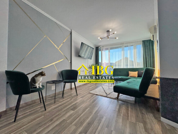 Spacious Furnished 1-Bedroom Apartment with City View | Sunny Beach Plaza, Sunny Beach