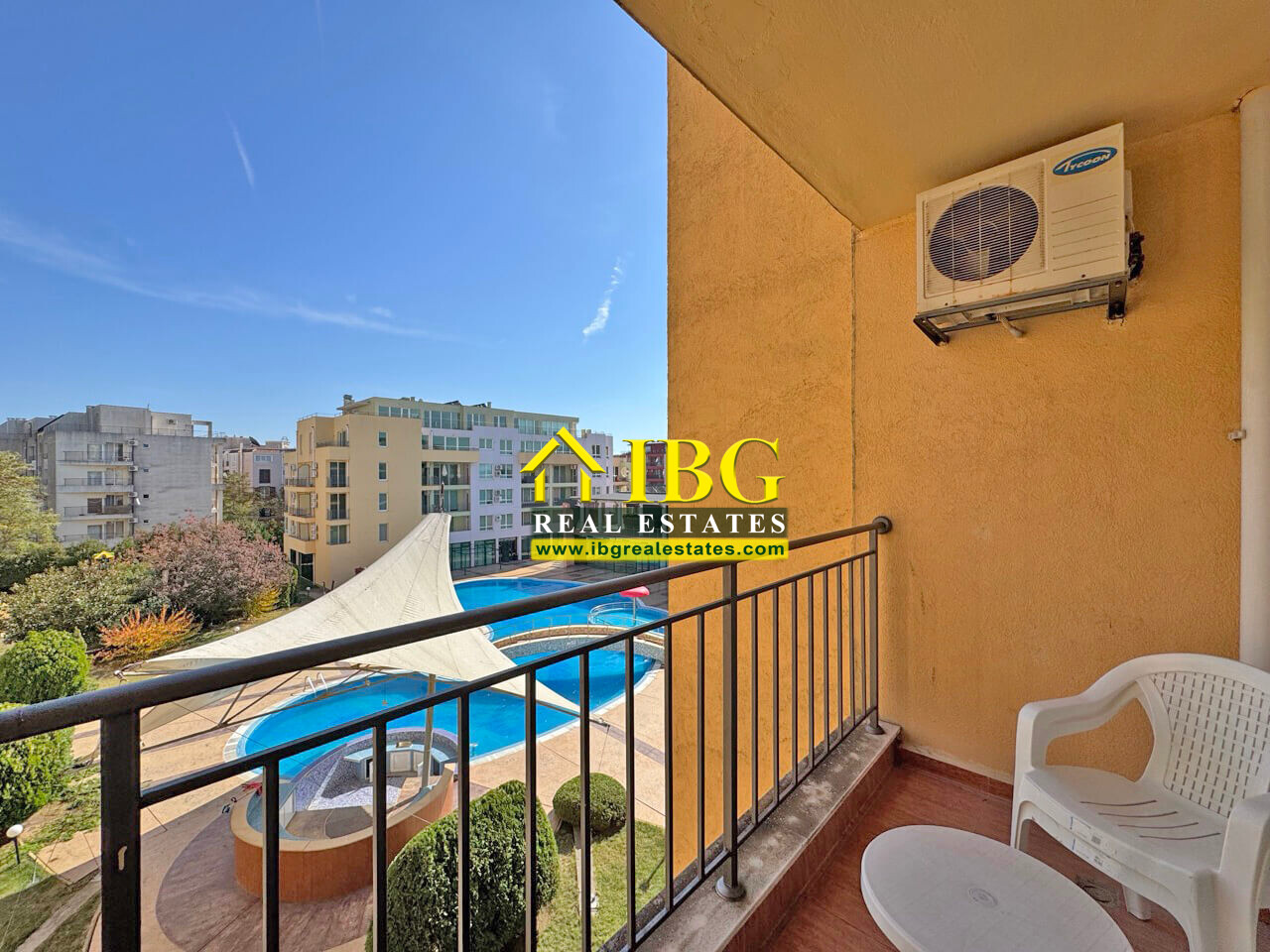polo2 Furnished 1-Bedroom Apartment with Pool View | Polo Resort, Sunny Beach