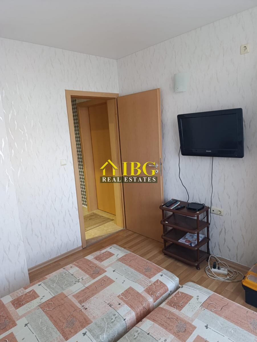 Mieszkanie 3 pokoi 105 m² Nesebyr, Bułgaria