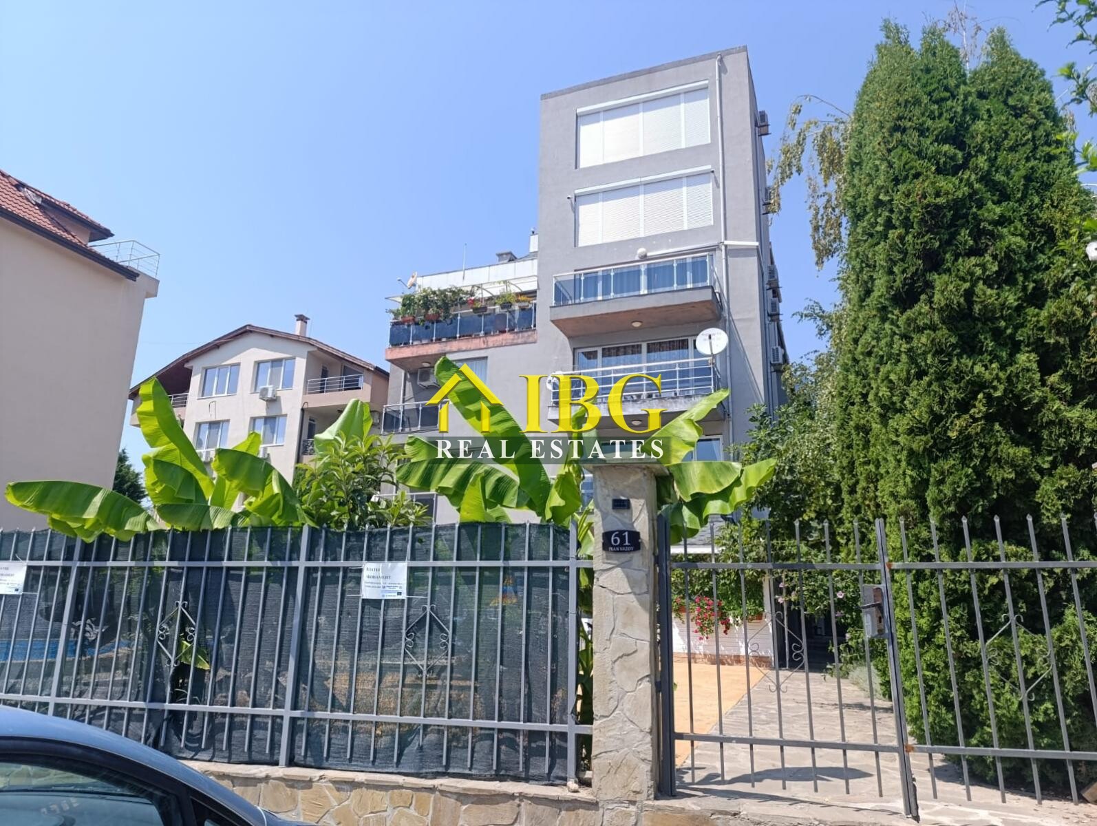 Mieszkanie 3 pokoi 105 m² Nesebyr, Bułgaria