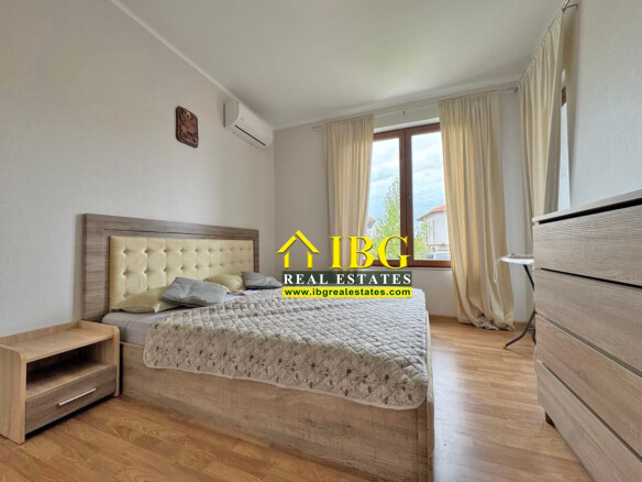 Furnished 1-Bedroom Apartment with Garden View | Vineyards Panorama, Aheloy